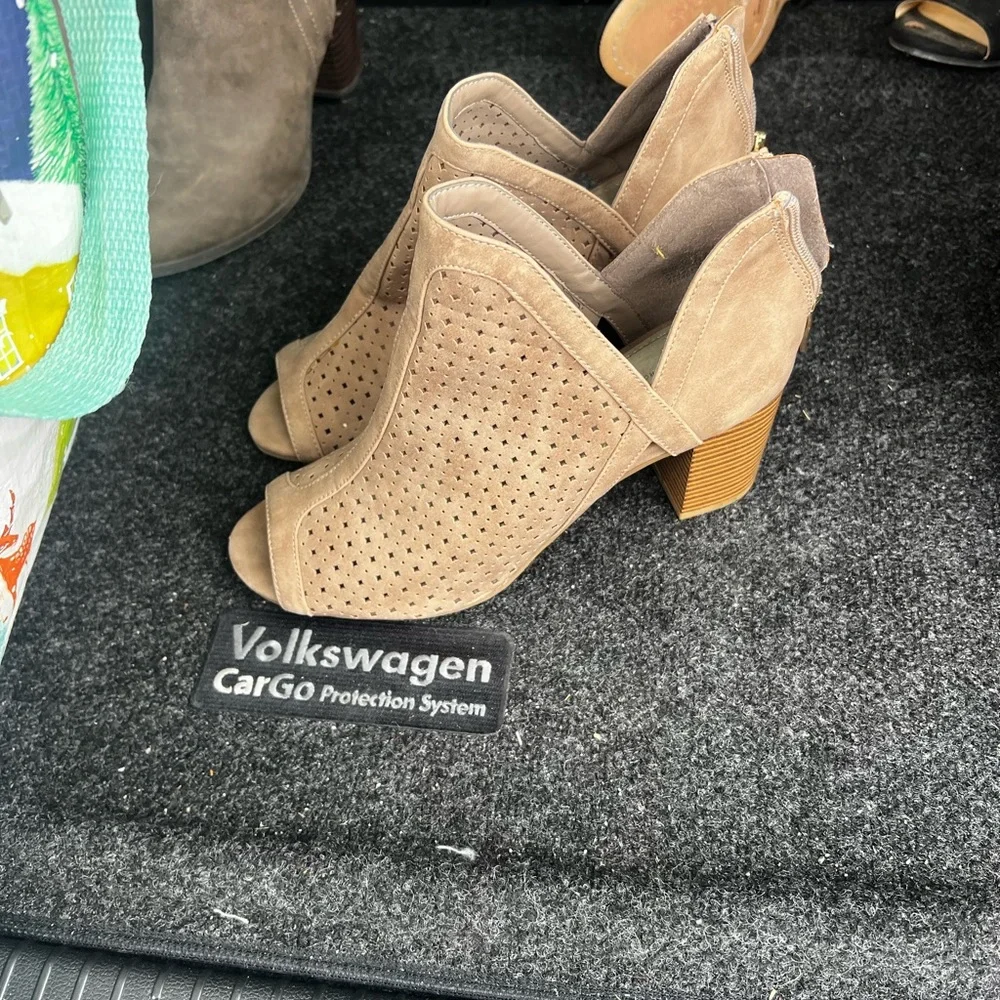 Ana Booties - Picture 2 of 3